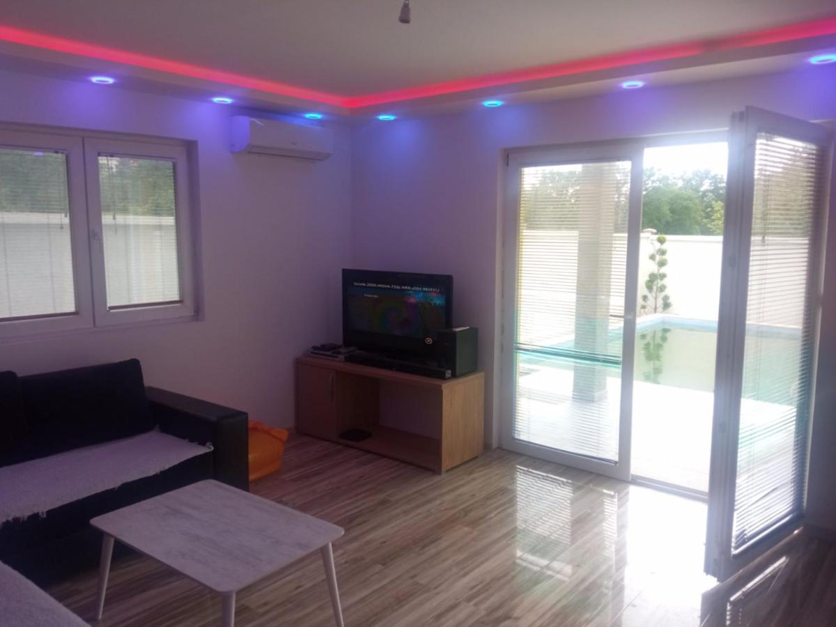 House With Pool - Mitrovic Villa Herceg Novi Dış mekan fotoğraf